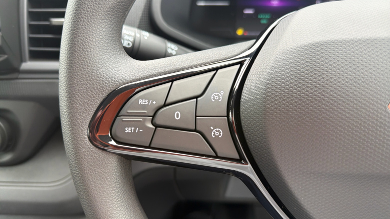 Renault Trafic Swb Diesel SL30 Blue dCi 130 Advance [Safety] Van